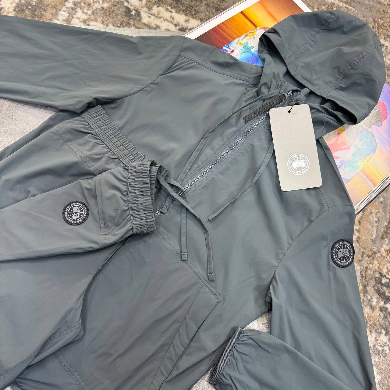 CG SHORT SET BLACK BADGE GREY