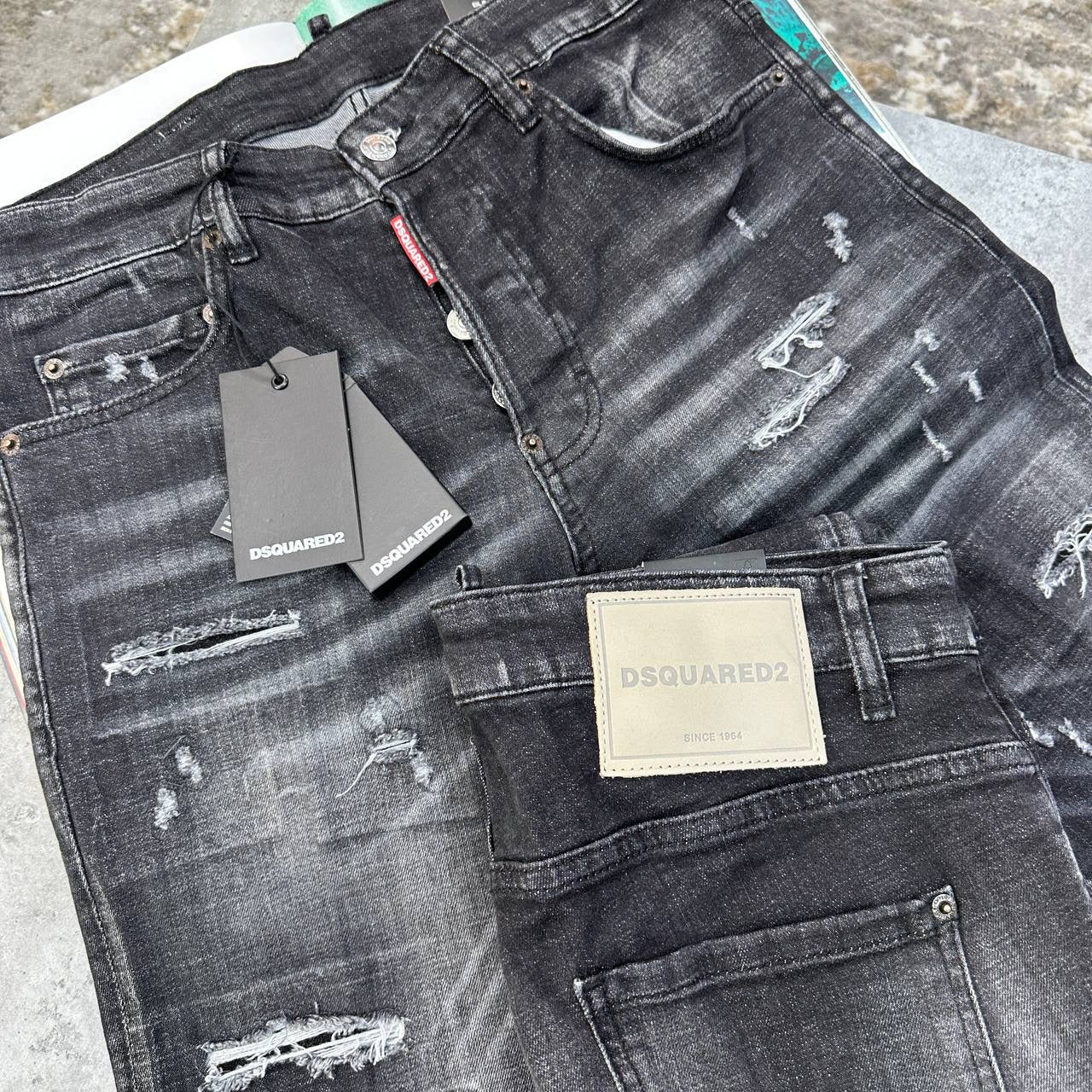 DSQD JEANS RED BADGE BLACK