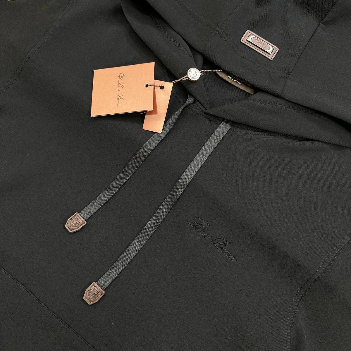 L/P HOODIE BLACK