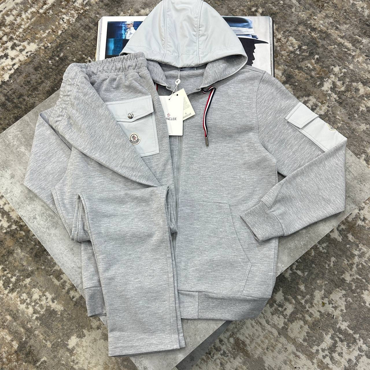 NCLR SIDE BADGE TRACKSUIT GREY