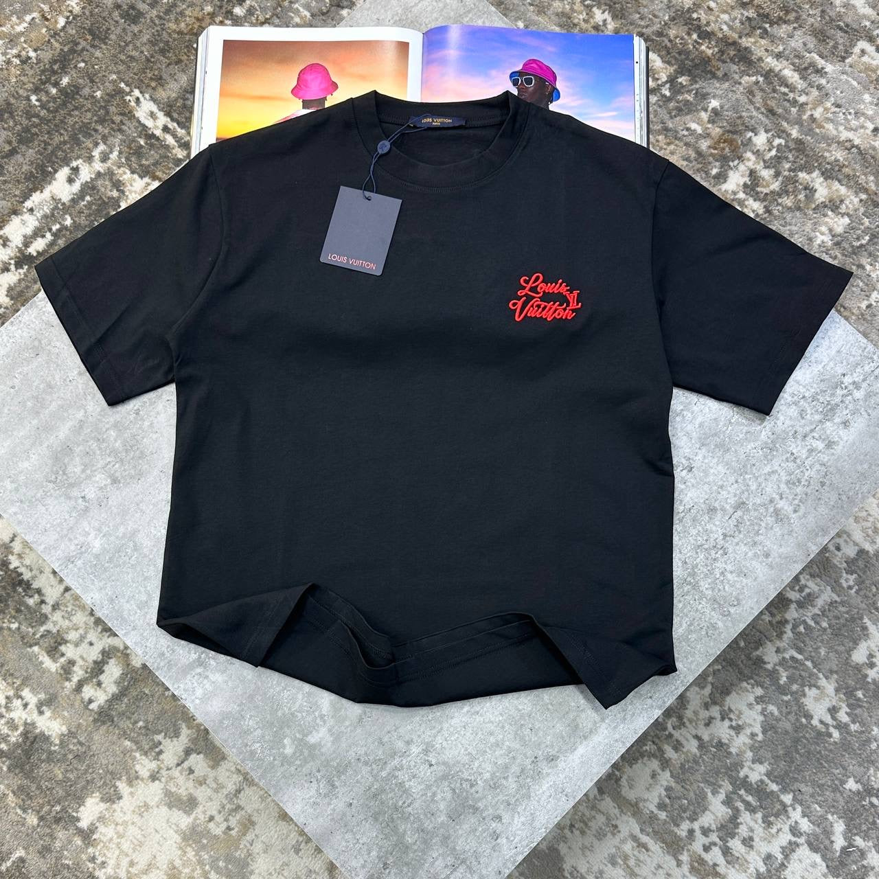 LVE BACK EMBROIDERY T-SHIRT BLACK