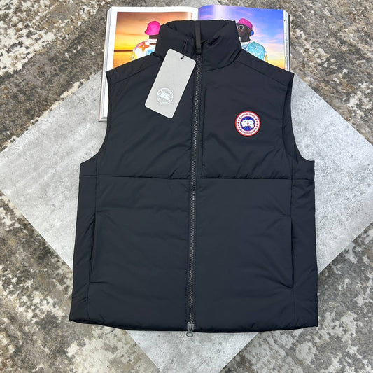 CNDA GOSE REDBADGE BODYWARMER BLACK