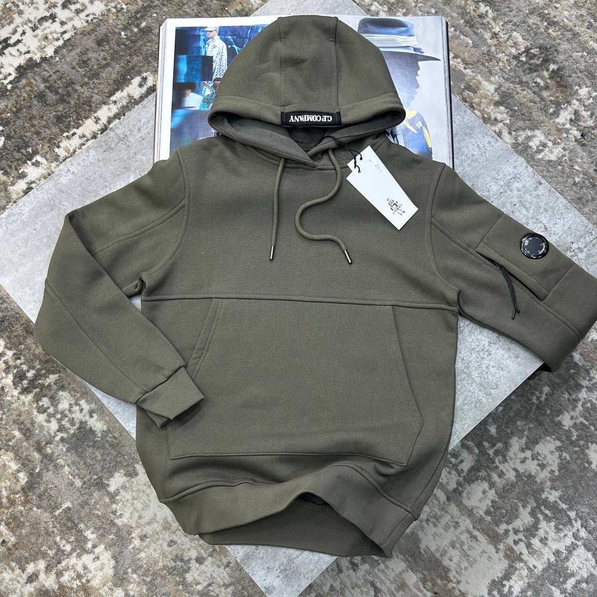 CP SIDE BADGE HOODIE KHAKHI