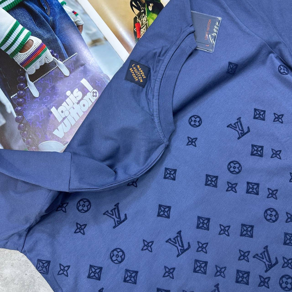 LVE HALF PRINT T-SHIRT NAVY