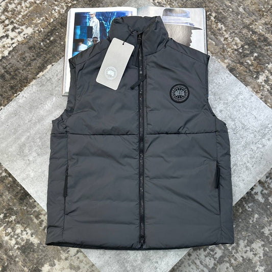 CNDA GOSE BLACKBADGE BODYWARMER DARKGREY