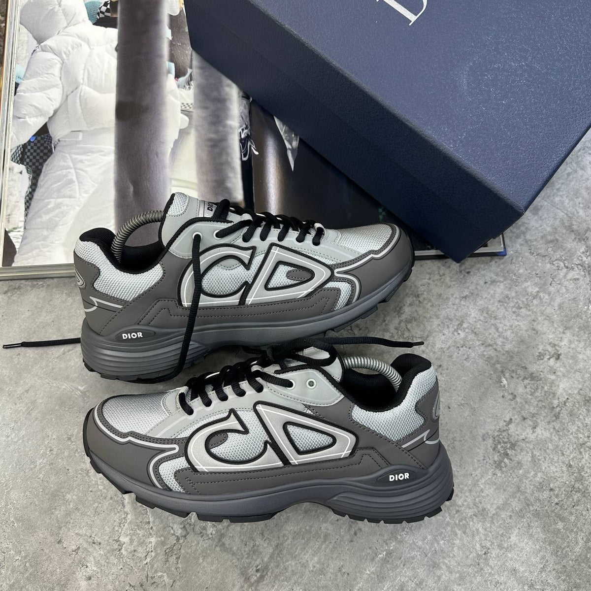 B-30 TRAINERS GREY