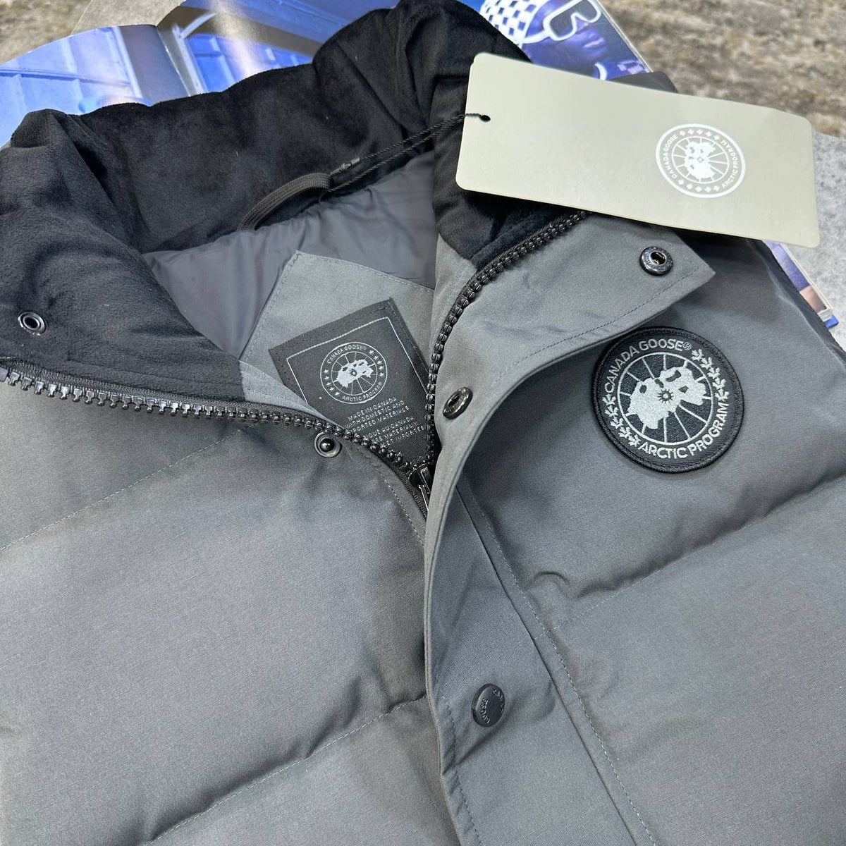CNDA GOSE BLACKBADGE BODYWARMER GREY