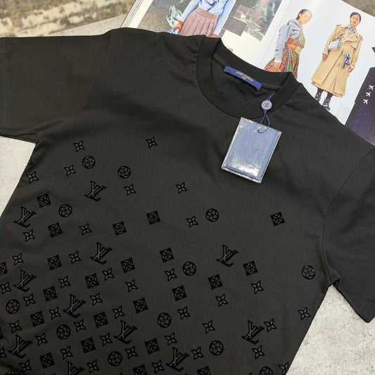LV T-SHIRT BLACK
