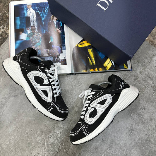B-30 TRAINER BLACK/WHITE