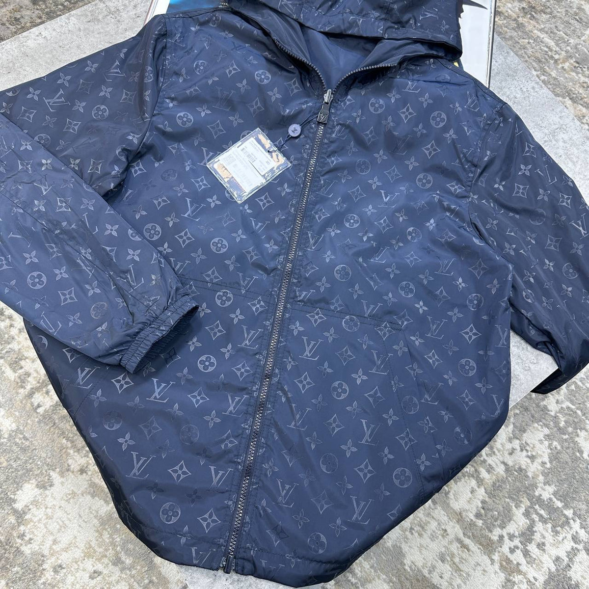 LVE REVERSIBLE JACKET NAVY