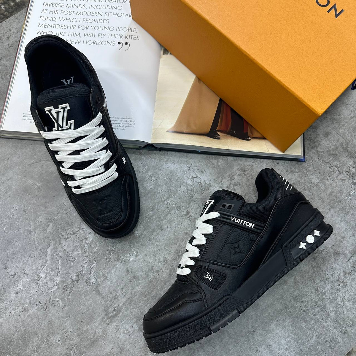 LVE TRAINER BLACK/WHITE
