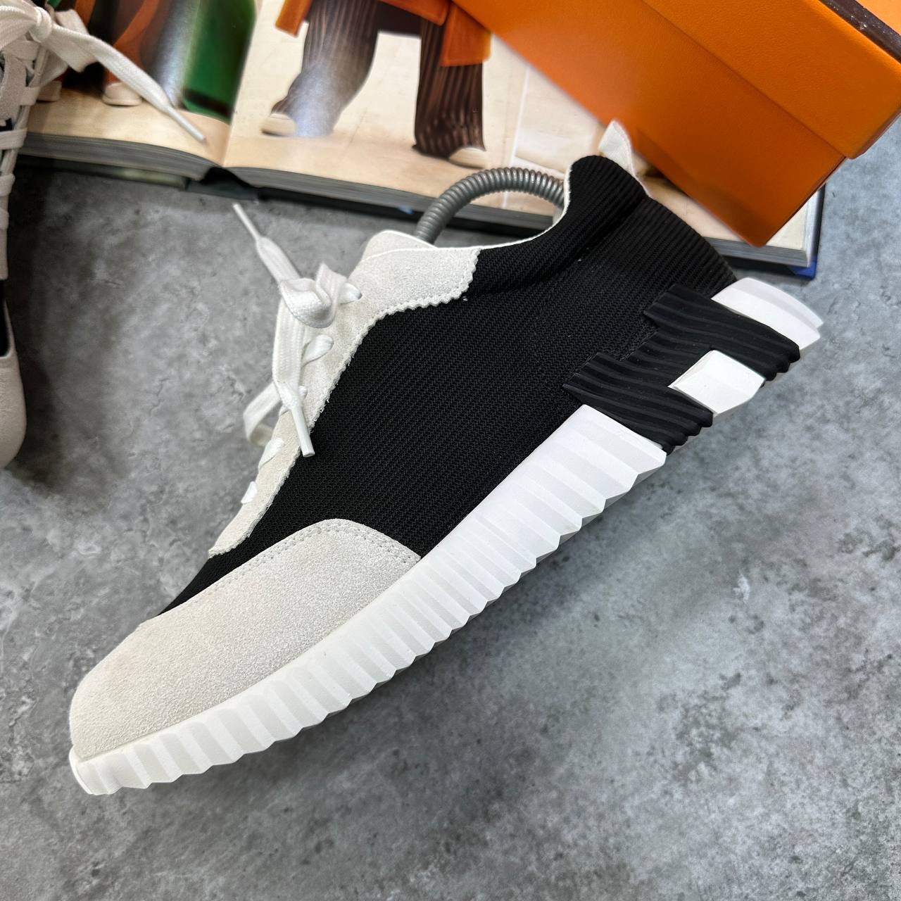 HRMS BOUNCING TRAINERS GREY-BLACK
