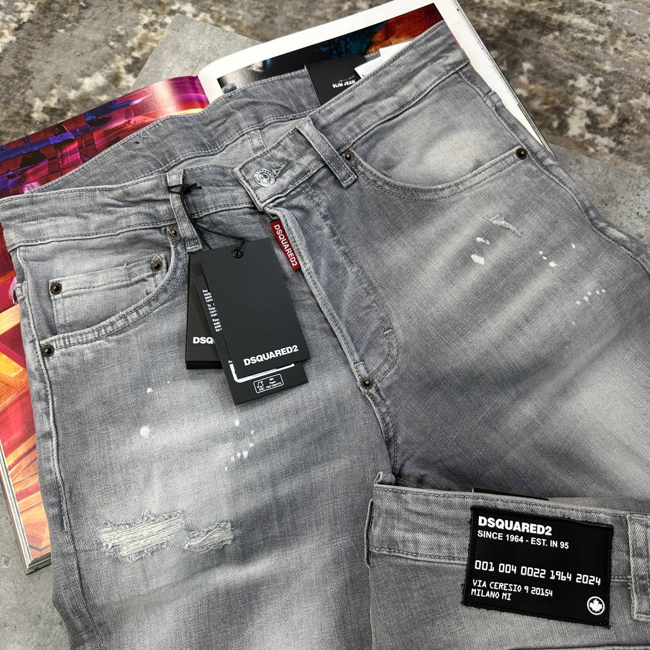 DSQD JEANS RED BADGE GREY