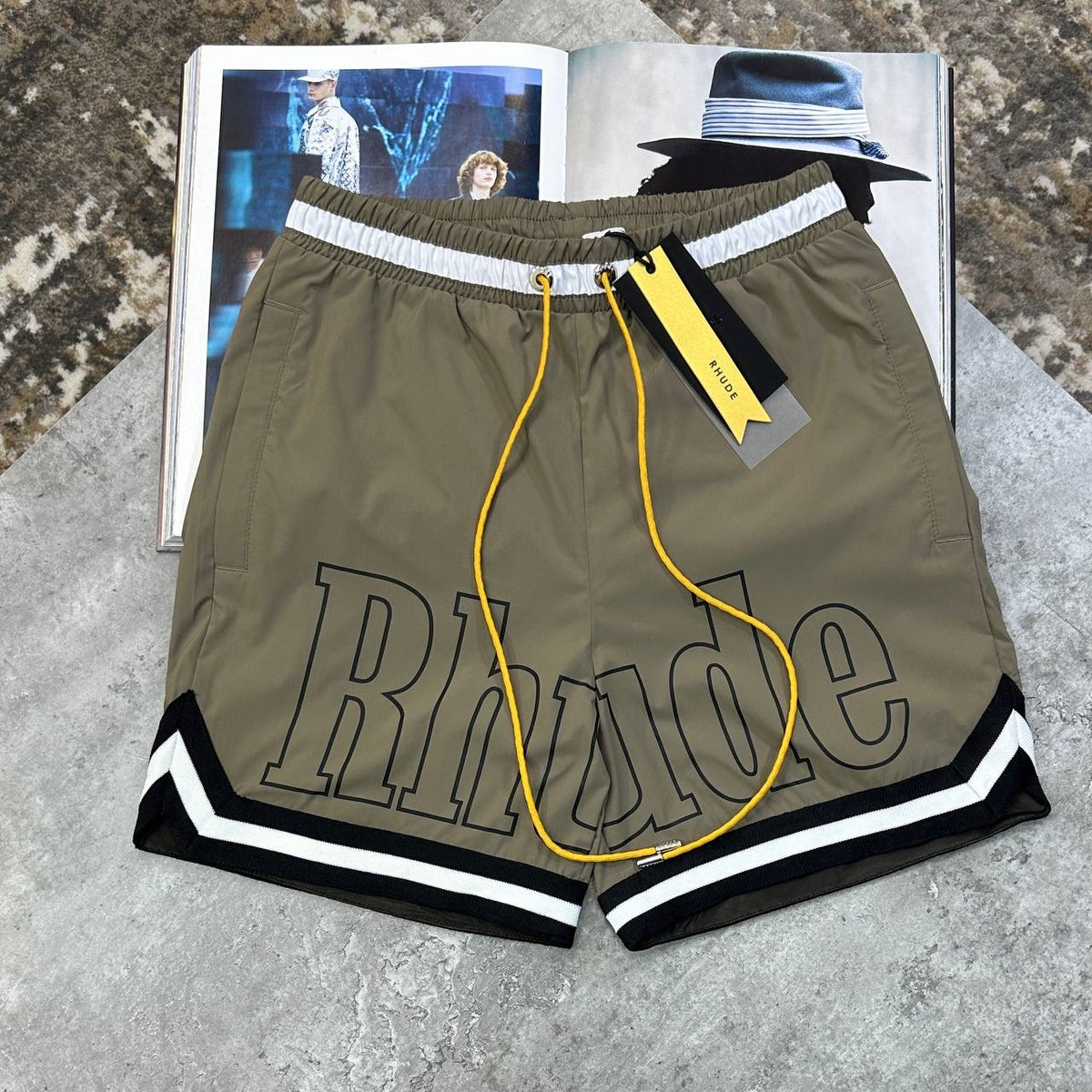 RUDE SHORTS KHAKHI