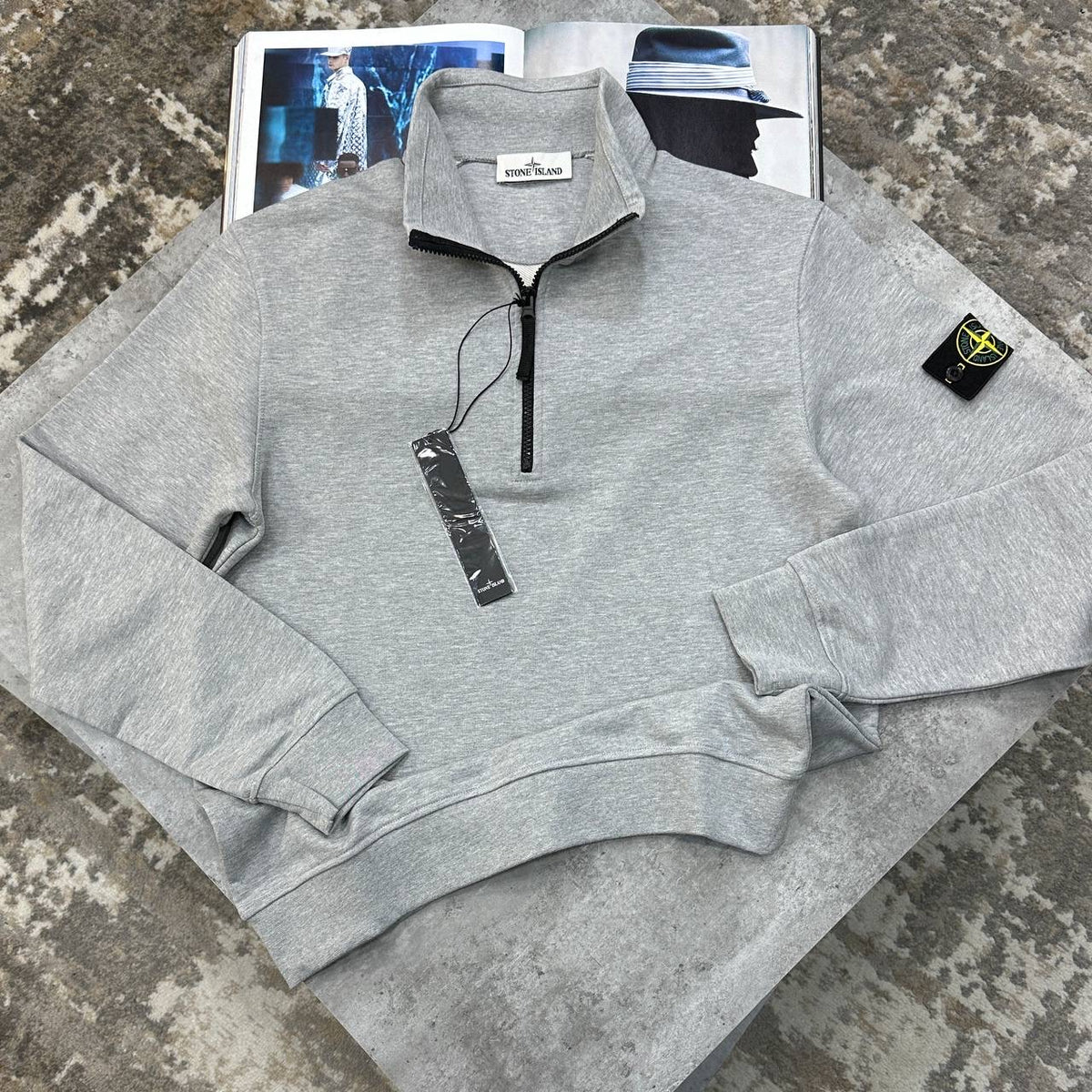 SI SIDE BADGE HALFZIP LIGHTGREY