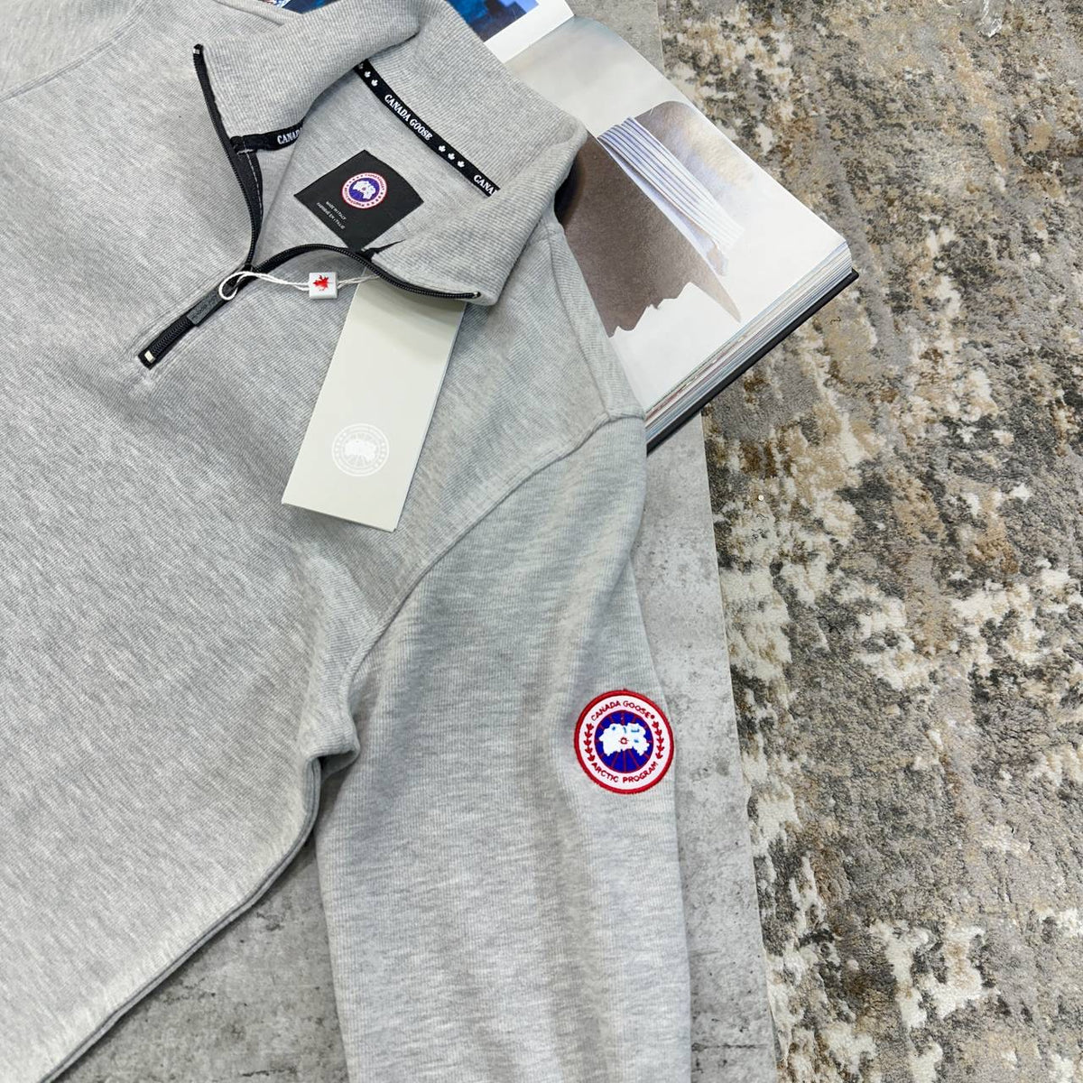 CG HALF ZIP BLACK GREY