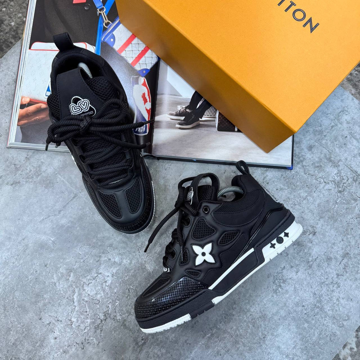 LVE SKATES BLACK/WHITE