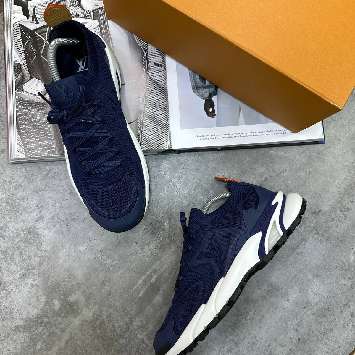 LVE TRAINERS NAVY/WHITE