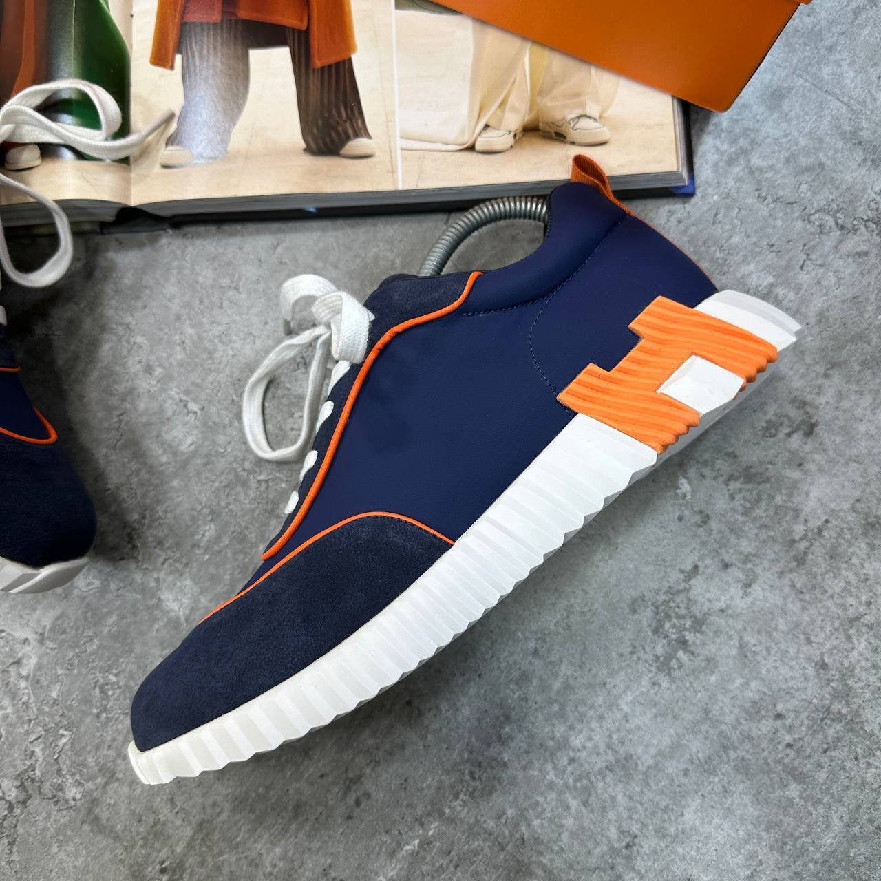 HRMS BOUNCING TRAINERS ORANGE-NAVY
