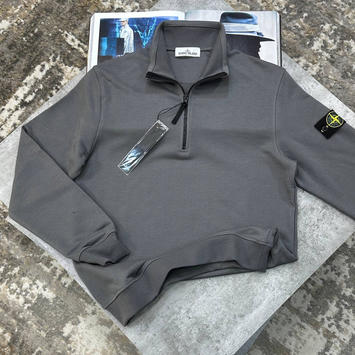 SI SIDE BADGE HALFZIP DARKGREY