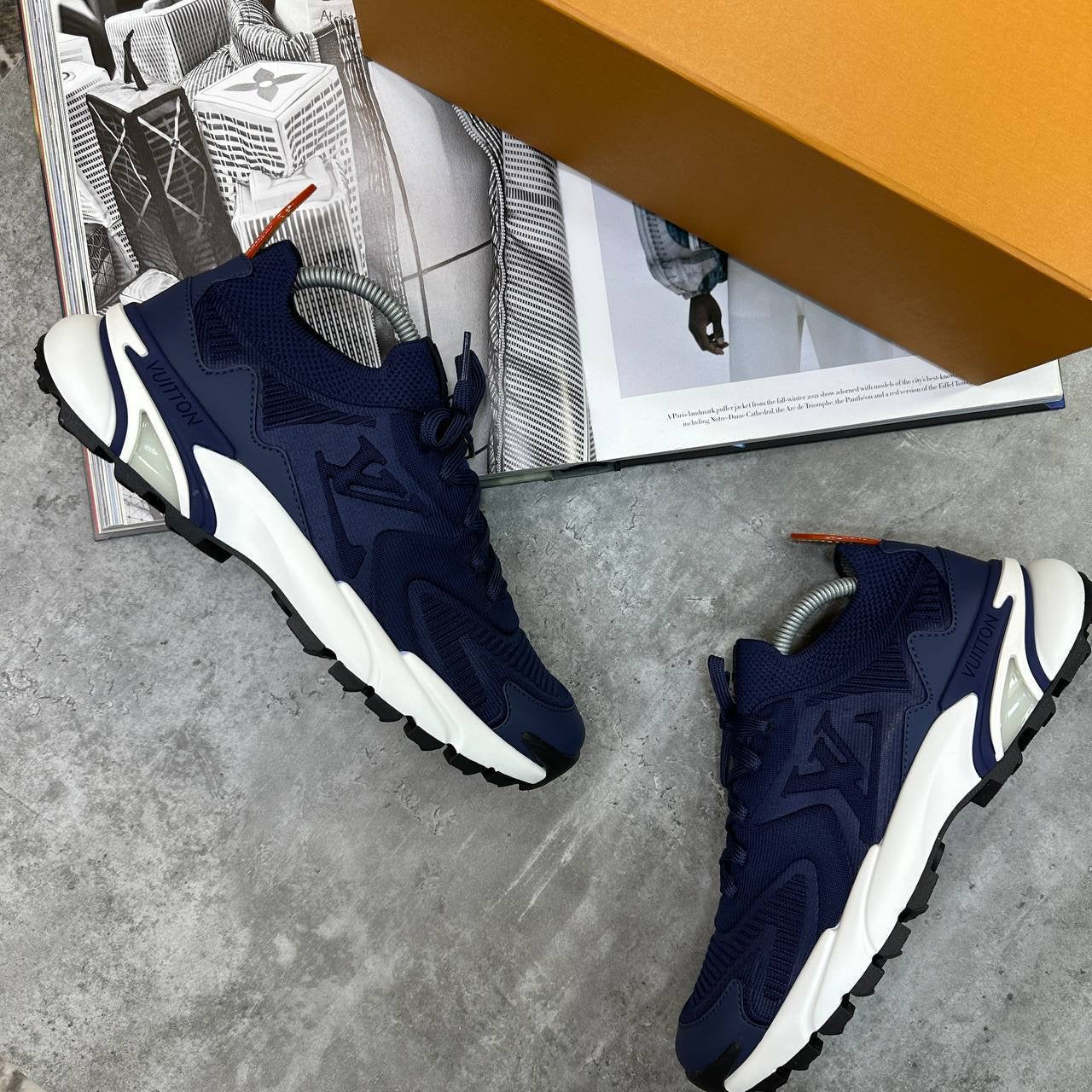LVE TRAINERS NAVY/WHITE