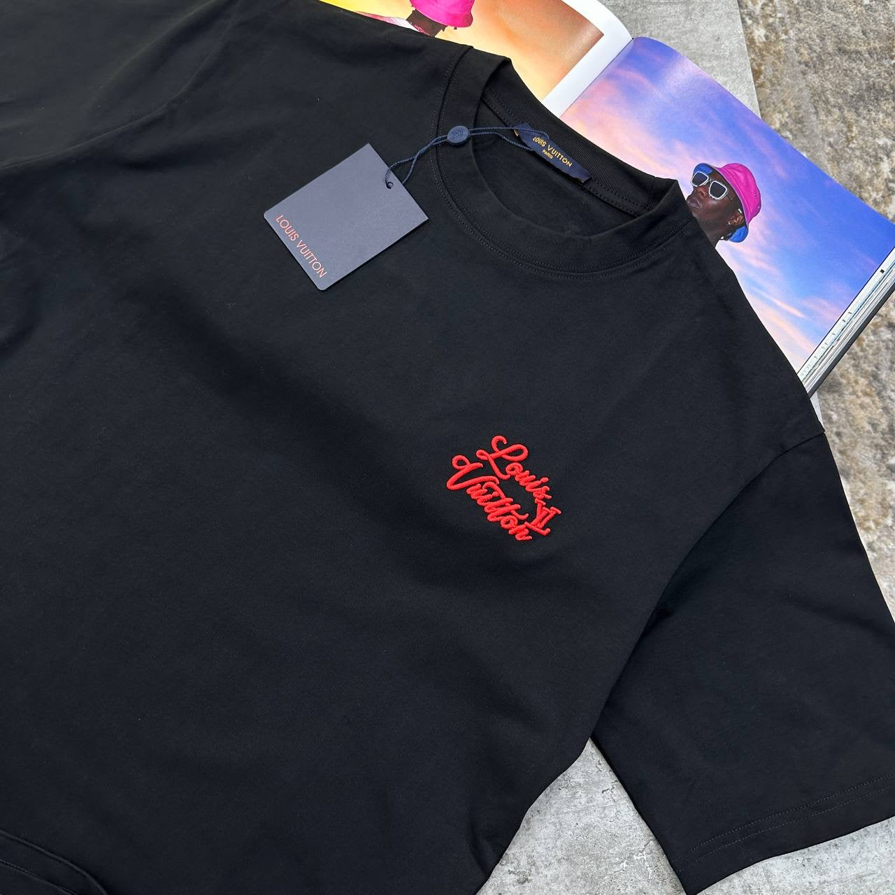 LVE BACK EMBROIDERY T-SHIRT BLACK