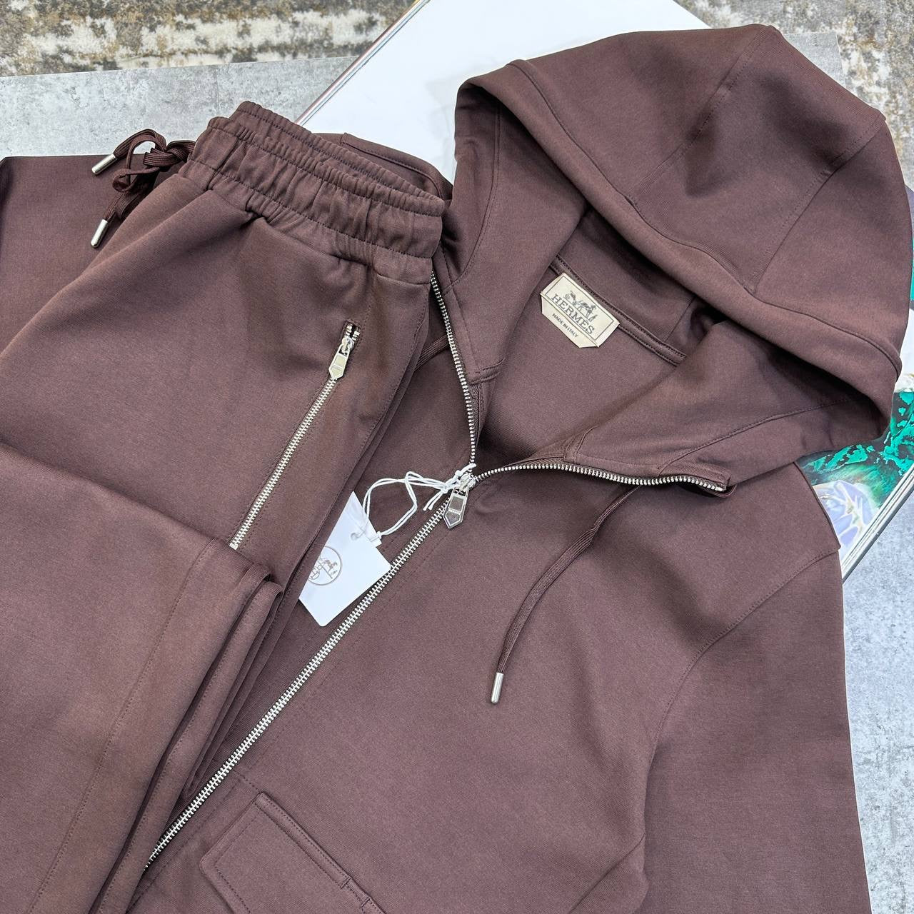 HRMS POCKET TRACKSUIT DARK BROWN