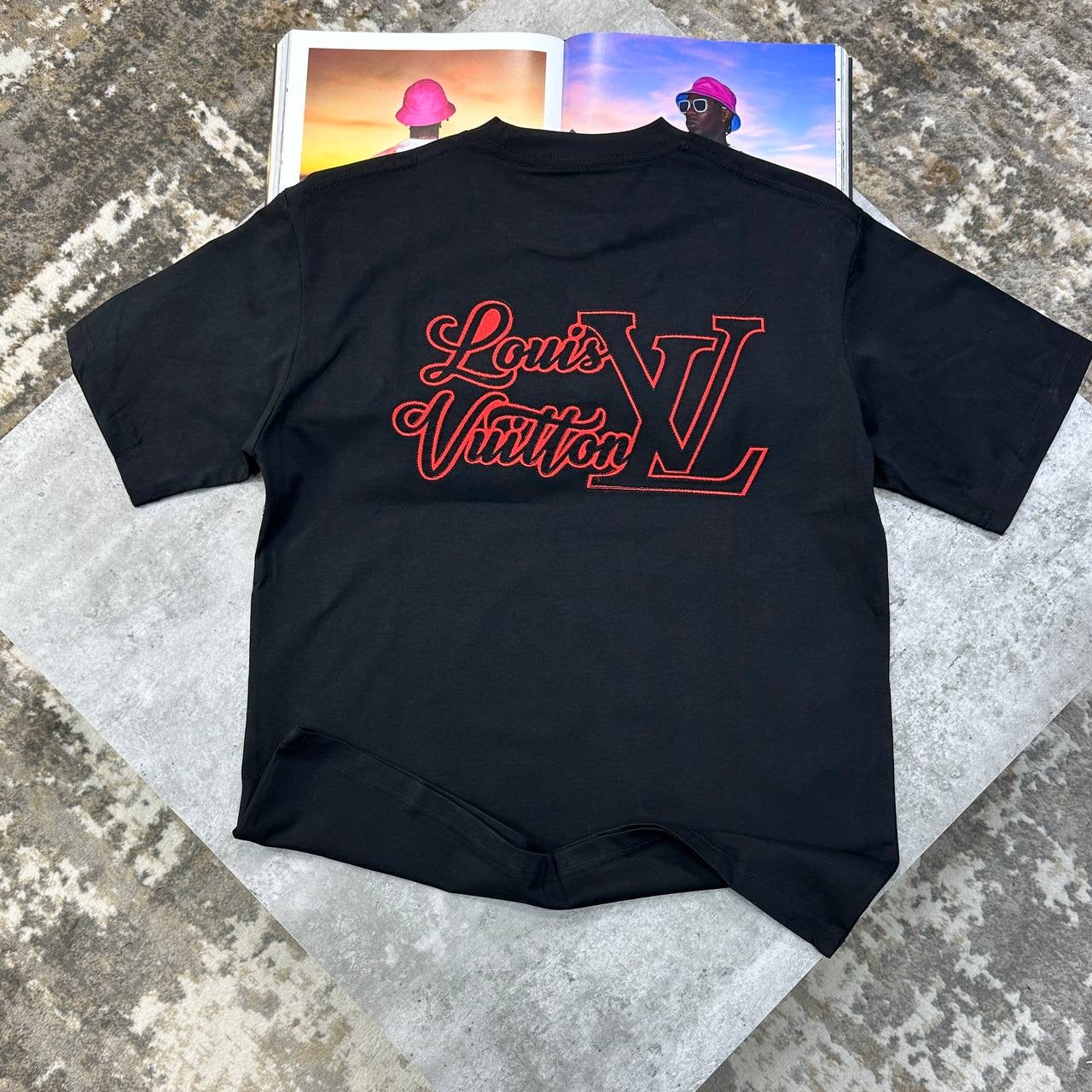 LVE BACK EMBROIDERY T-SHIRT BLACK