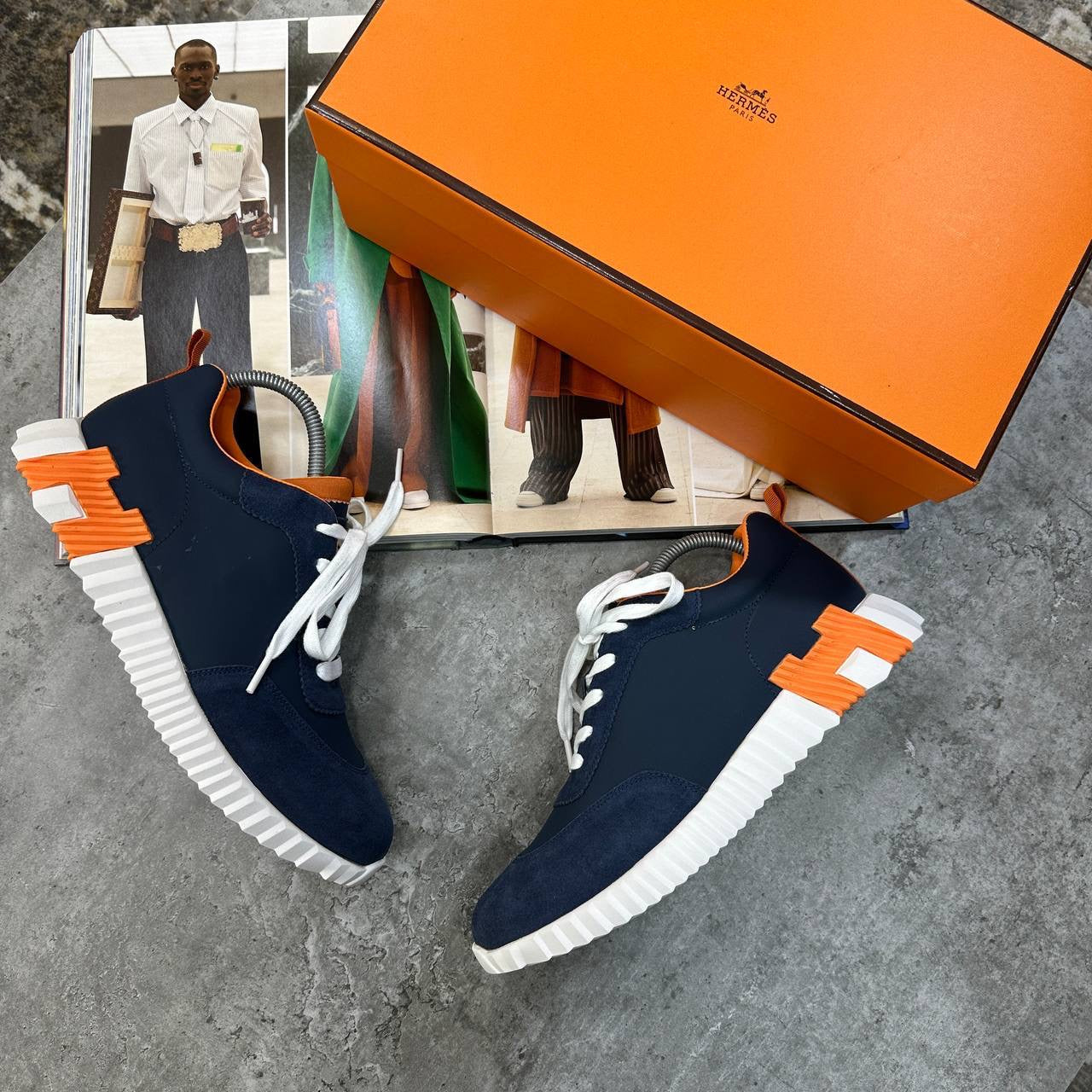 HRMS BOUNCING TRAINERS NAVY-ORANGE