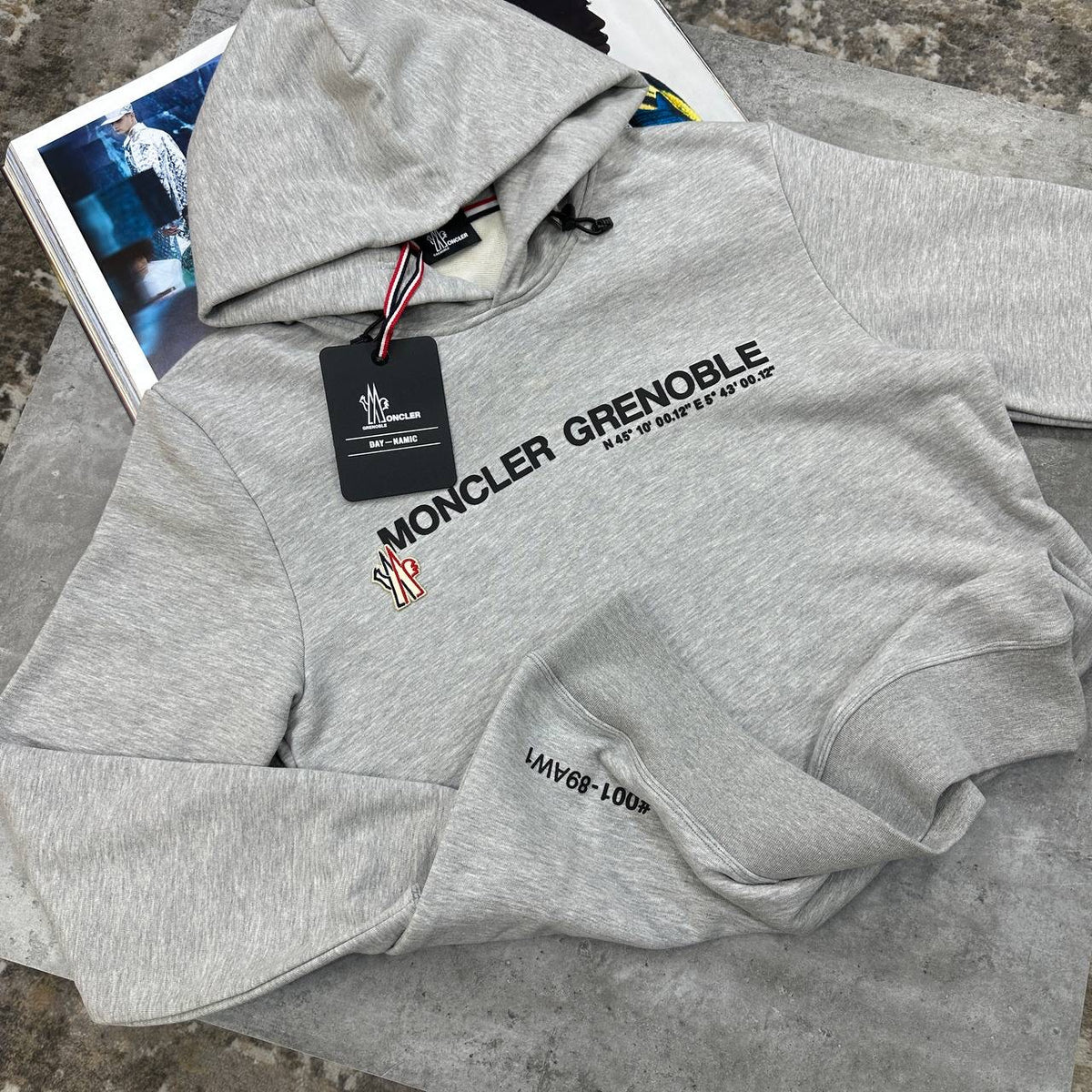 NCLR FRONT WRITING HOODIE GREY