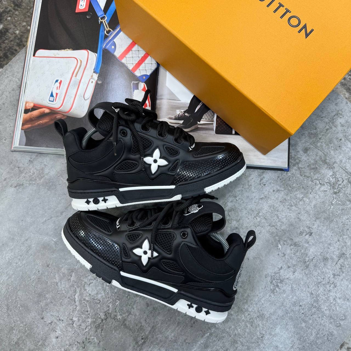 LVE SKATES BLACK/WHITE