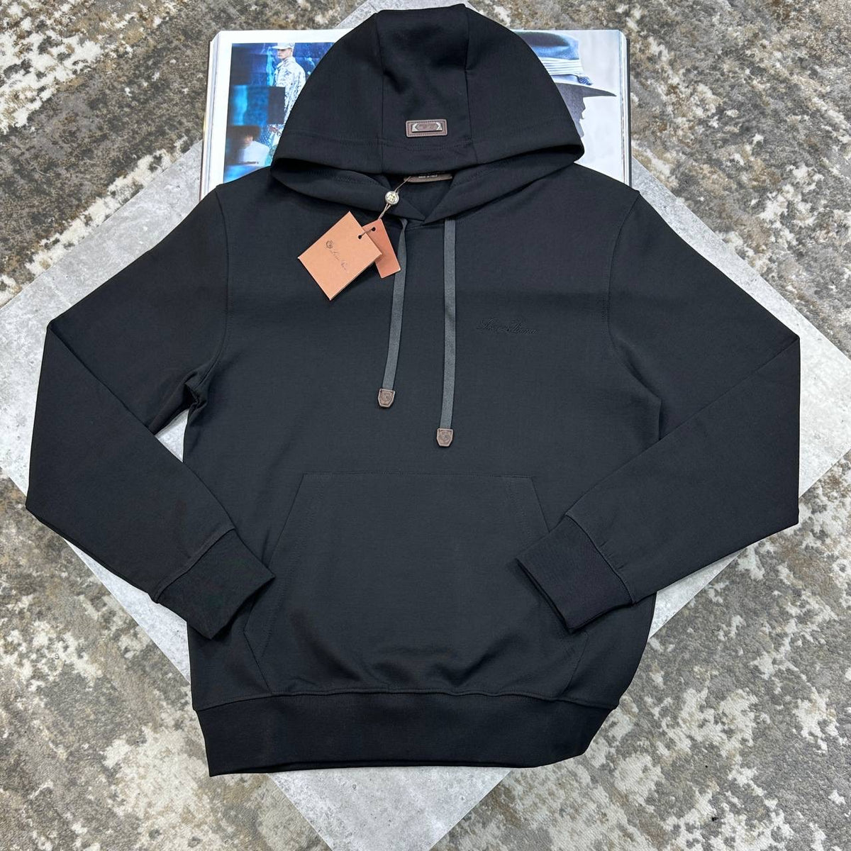 L/P HOODIE BLACK
