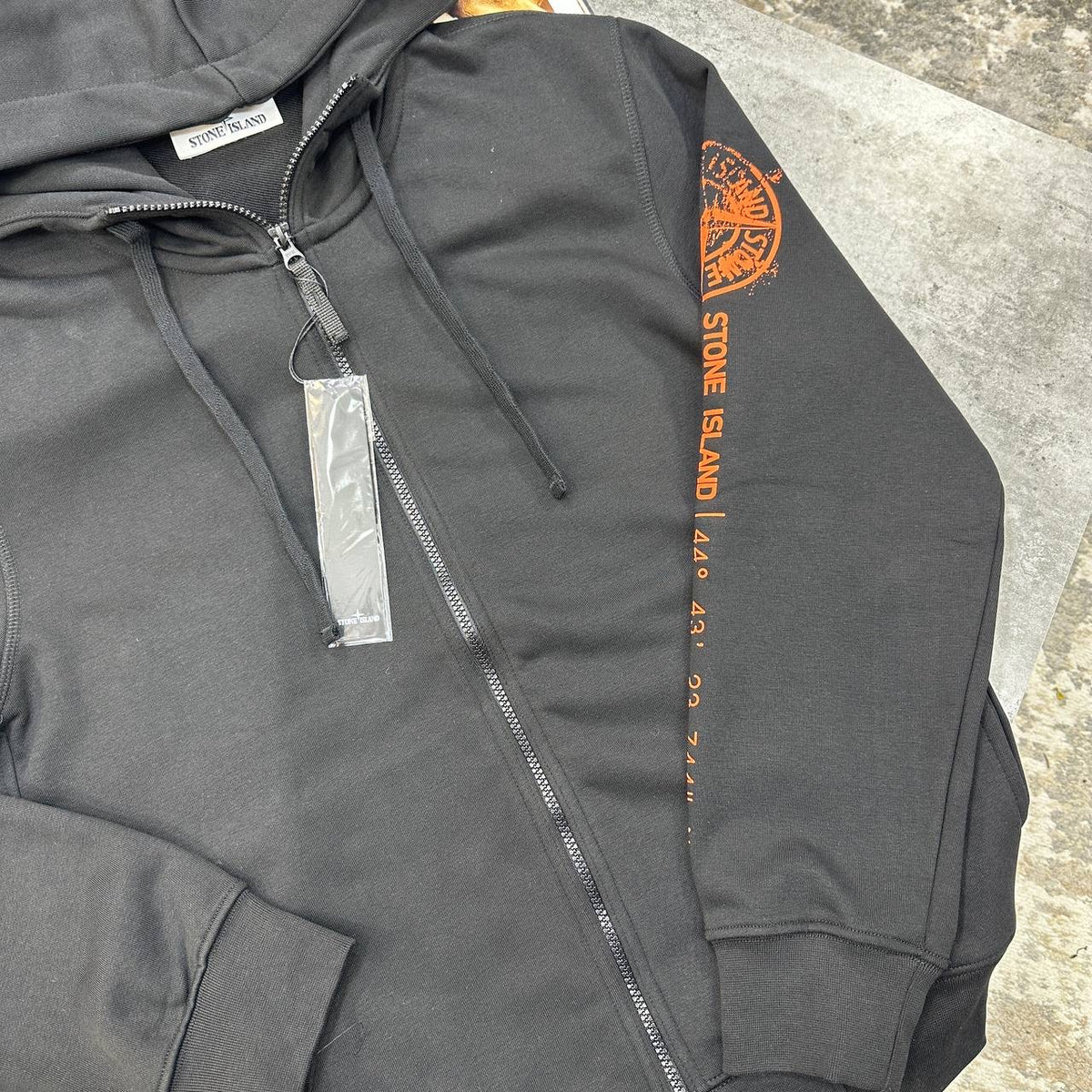SI ZIP HOODIE BLACK