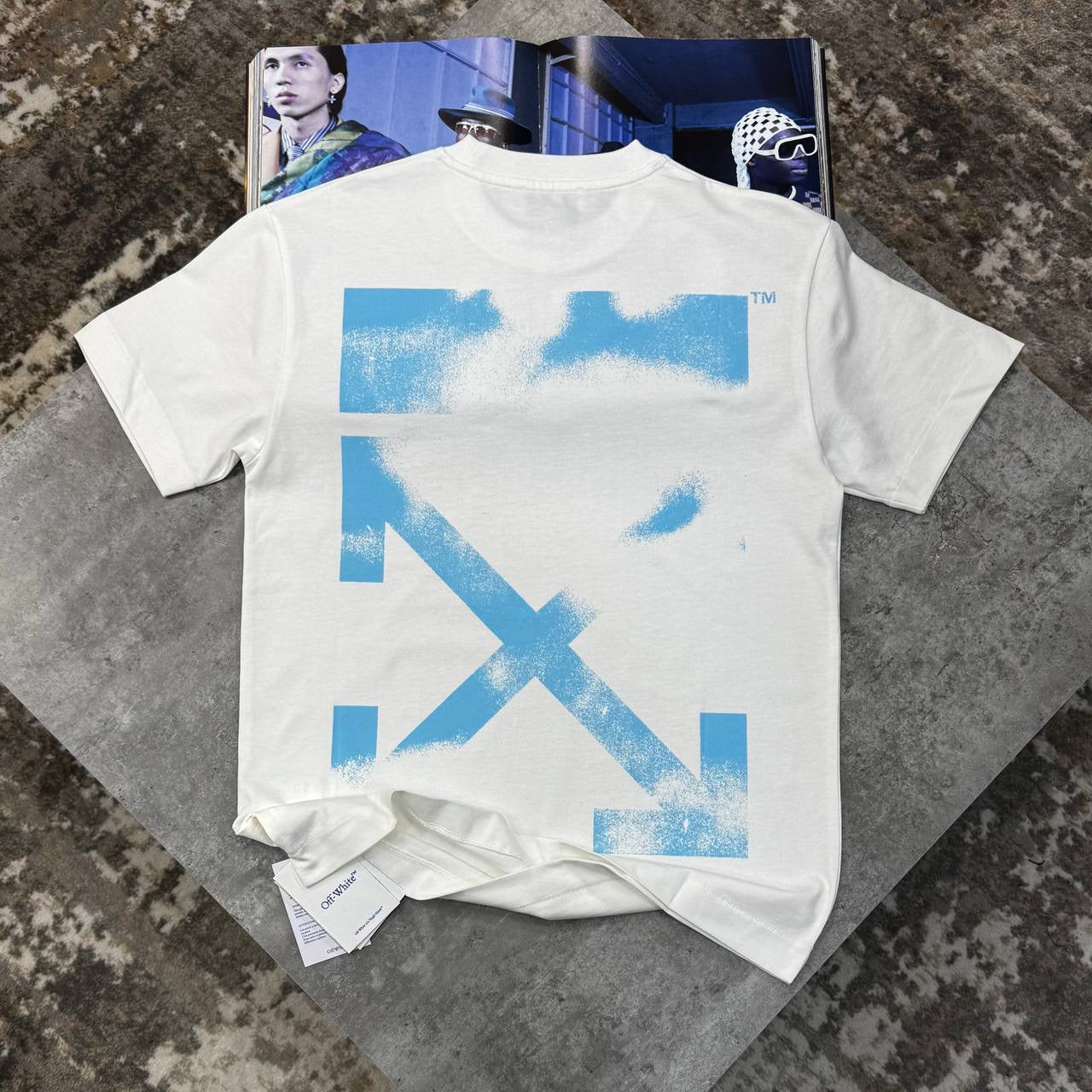 SI BACK BIG LOGO T-SHIRT WHITE