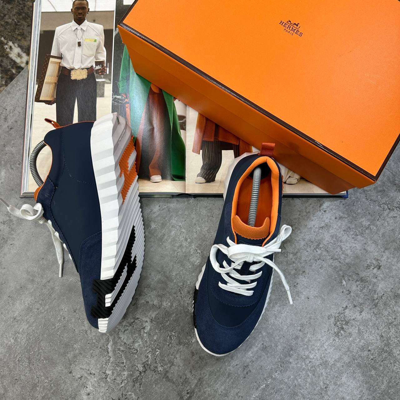 HRMS BOUNCING TRAINERS NAVY-ORANGE