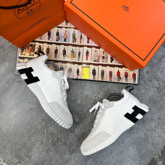 HRMS TRAINERS WHITE