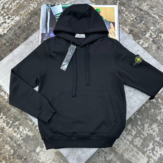SI SIDE BADGE HOODIE BLACK