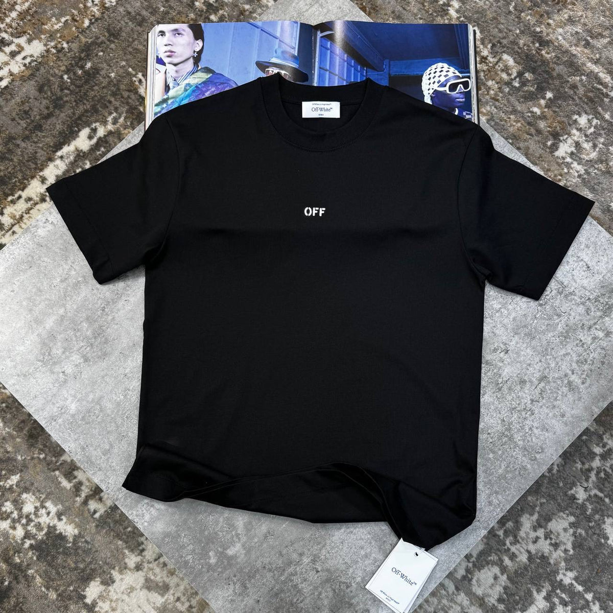 SI BACK BIG LOGO T-SHIRT BLACK
