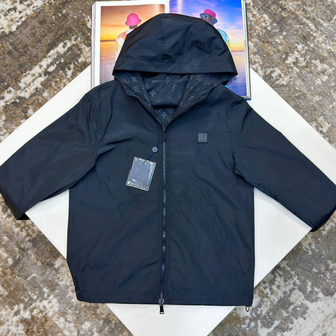 LVE REVERSIBLE JACKET NAVY